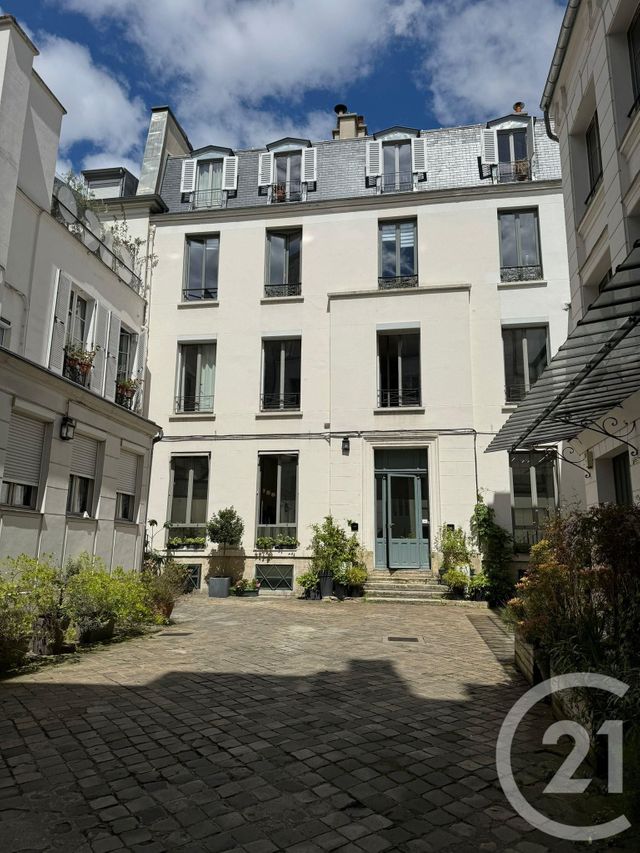 Studio à vendre - 1 pièce - 34.83 m2 - PARIS - 75010 - ILE-DE-FRANCE - Century 21 Etude Saint-Georges